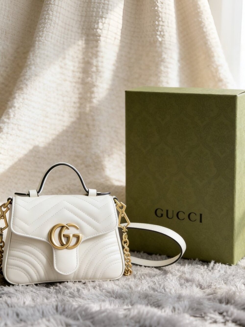Gucci GG Marmont Mini Top Handle Bag